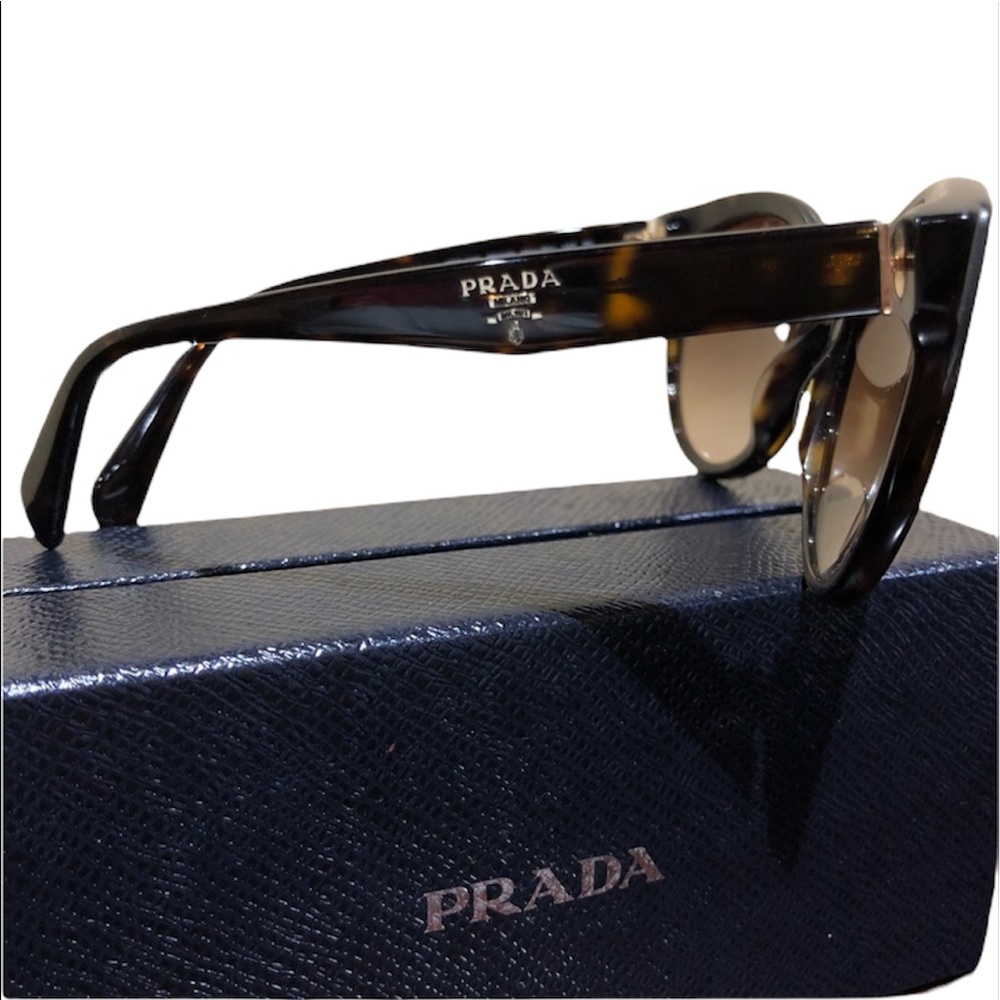Prada Sunglasses 230s brown - Picture 3 of 4